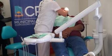 Durante 2019 se entregaron más de 100 prótesis dentales en Comodoro