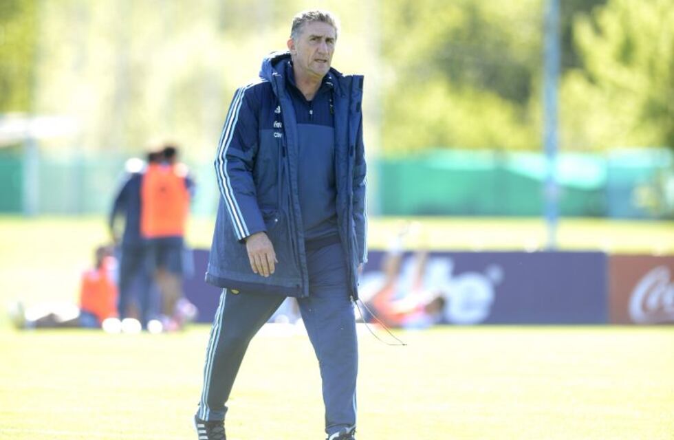 Bauza probó con Gaitán en lugar de Agüero para recibir a Paraguay