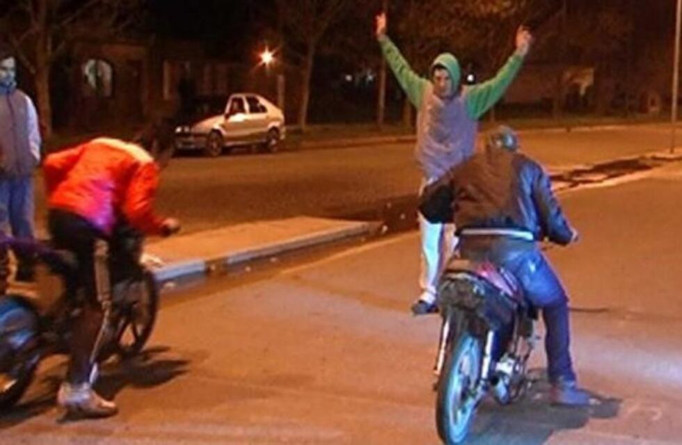 Corrían picadas, terminaron detenidos y les secuestraron las motos