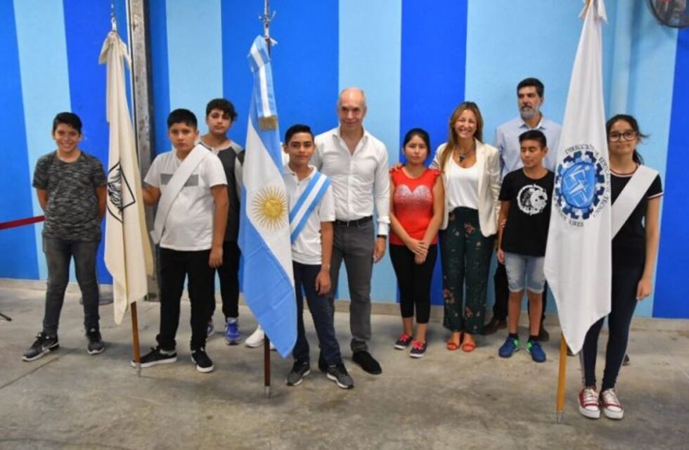 Rodriguez Larreta y Acuña dieron inicio al ciclo lectivo 2019 en una nueva escuela de Matadeross