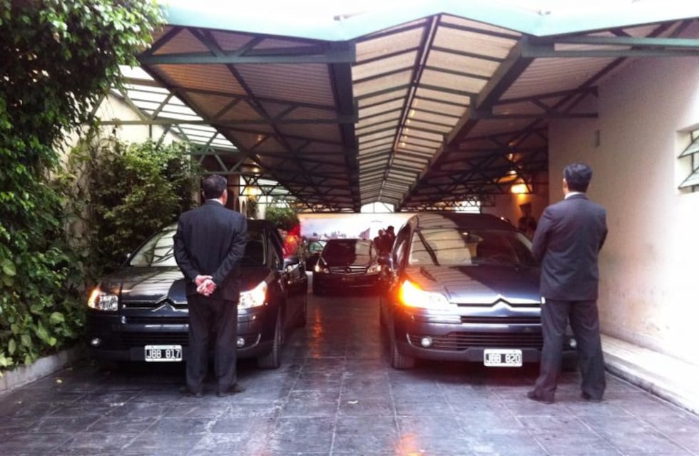 No podían pagar el cajón de su hijo, pero una empresa fúnebre los ayudó