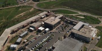 La terminal seguirá funcionando con normalidad para vincular con destinos alternativos\u002E (@AIR_Rosario)