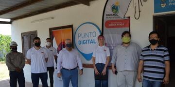 Autoridades del Municipio y de la Empresa destacaron el trabajo conjunto\u002E (Prensa Municipio de Barranqueras)