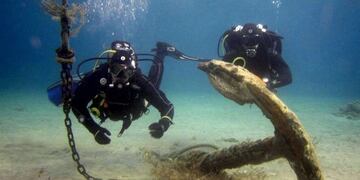 Hundieron un nuevo barco en el Parque Subacuático de Las Grutas