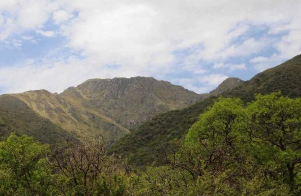 Detuvieron a dos personas por provocar un incendio en el cerro Uritorco