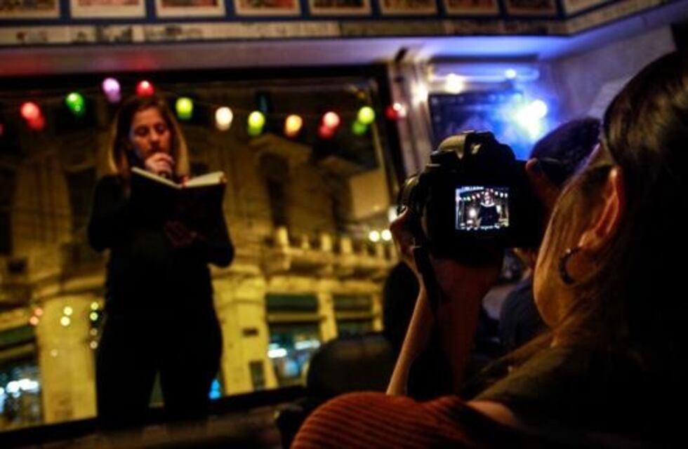 Personalidades de la cultura rosarina se movilizan por la crisis que vive el sector