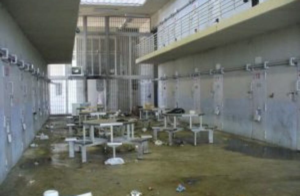 Una pelea con cuchillos de fabricación casera terminó con dos heridos en el penal de Piñero