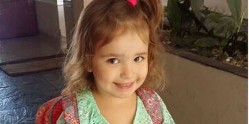 Nena casi muere ahogada en una colonia