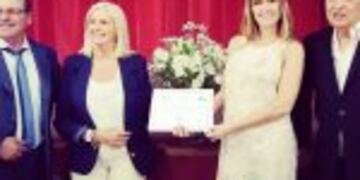 Carolina Coscarelli se recibiu00f3 de DT