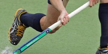 Juega al hockey en Italia y se recibió de abogado en Rosario