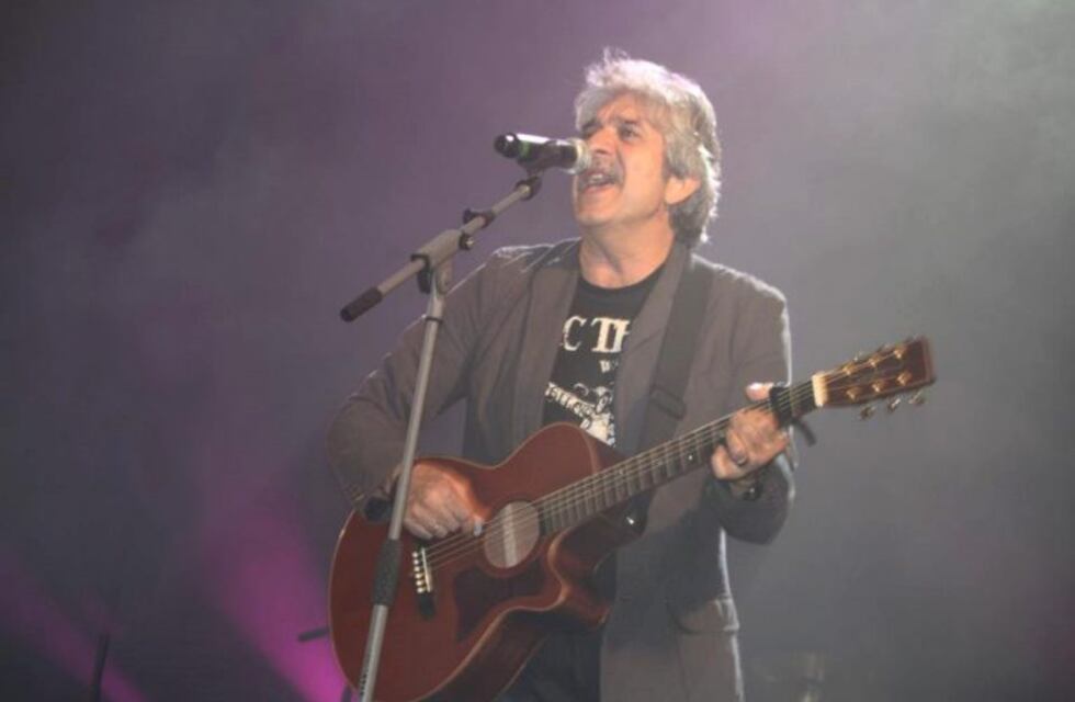 Purón: "No sé por qué firmaron la canción como si la hubiera escrito La Mona"