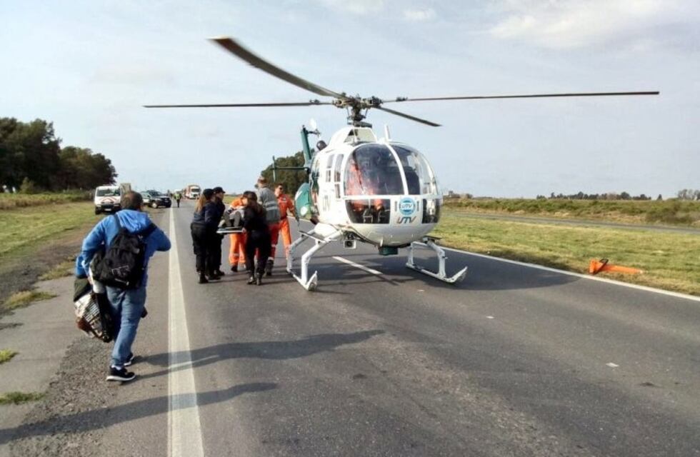 Completaron un espectacular traslado en helicóptero para ayudar a la víctima de un choque