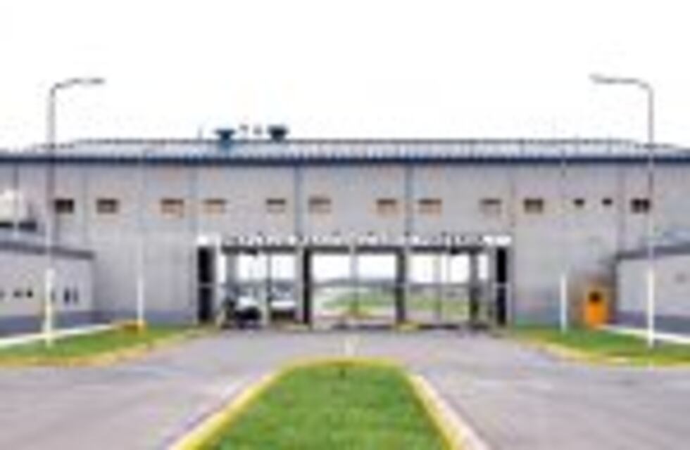 En Argentina la mayoría de los presos son jóvenes, fueron solo a la primaria y estaban desocupados al ser detenidos