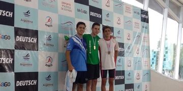 Bejamin Ghione Campeon Argentino 2019 juveniles 1 200 mts\u002E espalda
