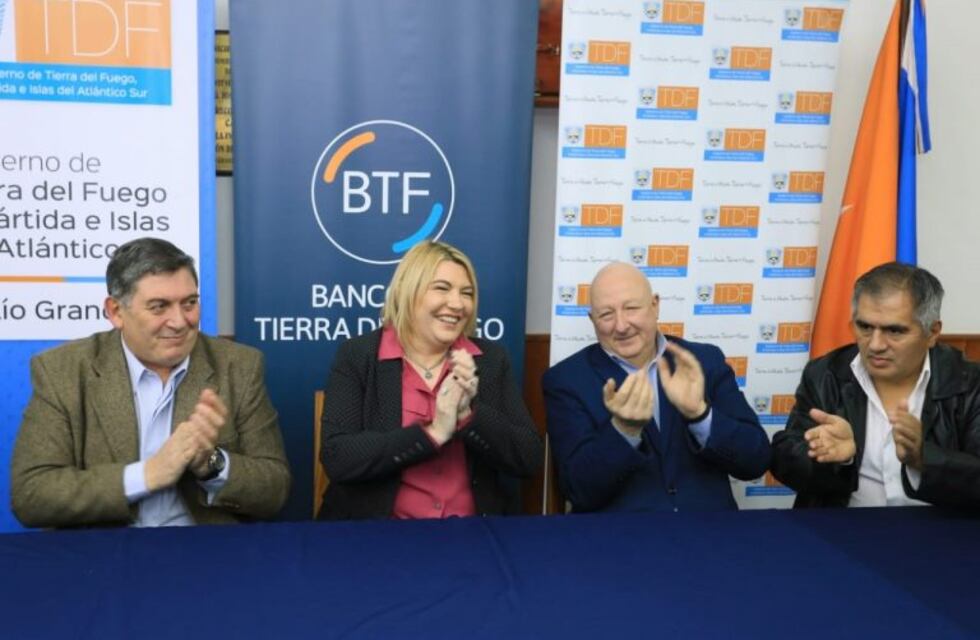 Gobierno y el BTF ofrecerán préstamos para adquisición de taxis, remises y vehículos de transporte público