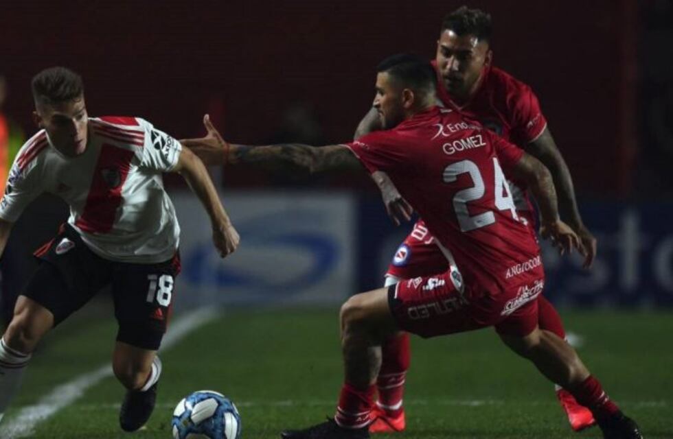 River se fue de La Paternal sin bañarse y Argentinos se disculpó