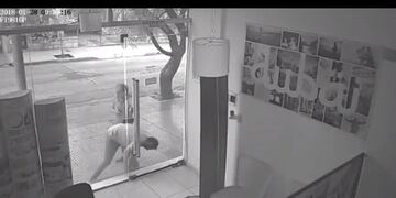 Robo en la agencia de viajes\u002E