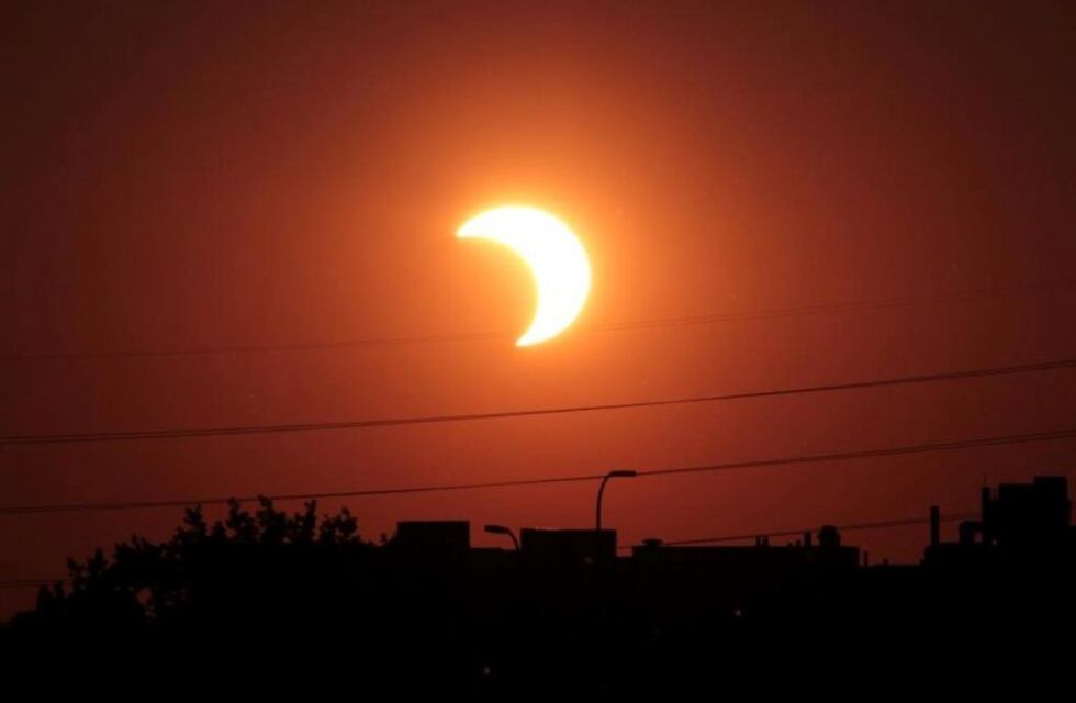 El eclipse total de sol podrá observarse en Córdoba: cuándo será y las actividades para ese día