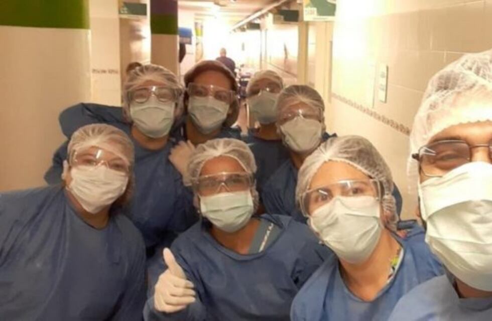 Video: recibió el alta después de enfrentar al coronavirus