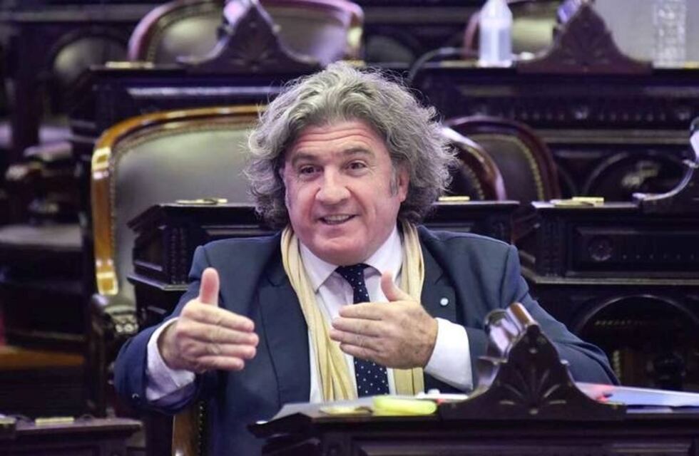 Ramón contra el "cocorito" Rodolfo Suarez y la prensa