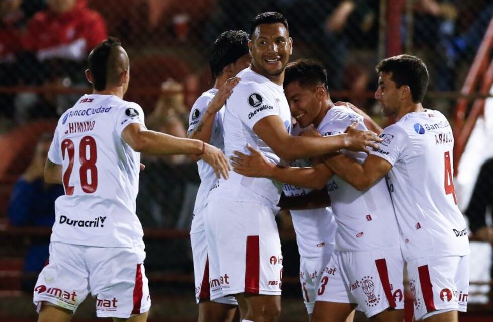 Huracán goleó 3-0 a Deportivo Lara en su despedida de la Copa Libertadores
