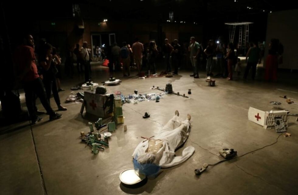 Inauguraron los Espacios CEC con 7 muestras, una performance y la actuación de Richard Coleman