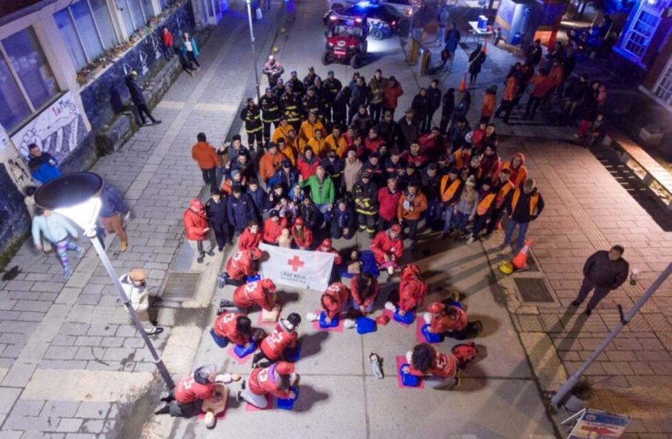 Capacitación en RCP en el marco de la Fiesta Nacional de la Noche más Larga