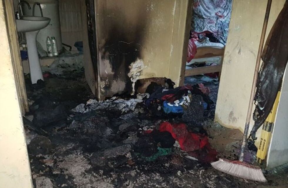 Un granito de arena: piden donaciones para la familia a la que se le incendió la casa
