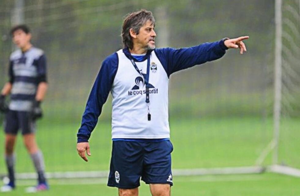 "Solo faltan resultados y el estimulo que significa para ganar en confianza", dijo Darío Ortíz, DT de Gimnasia