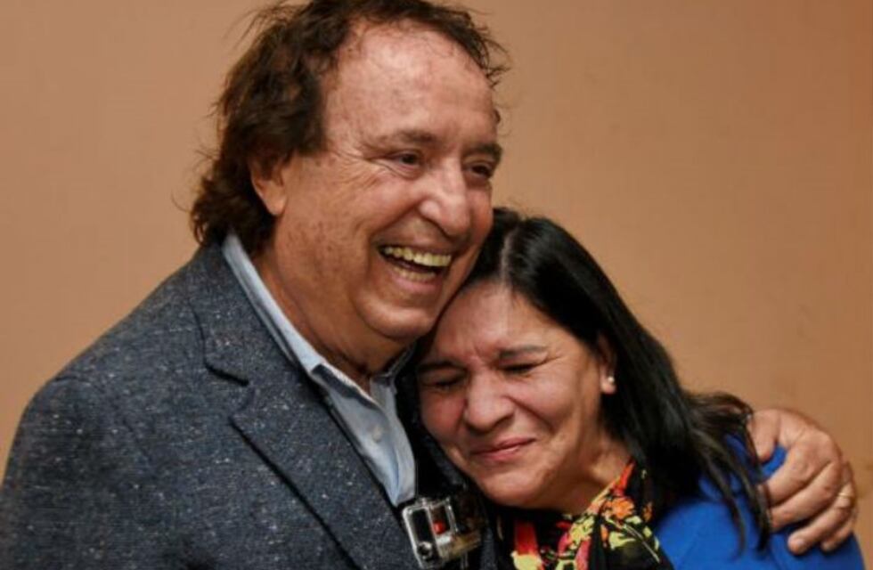 Dyango sorprendió a una fanática cordobesa