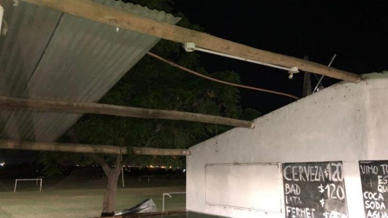 Desvalijaron su predio de fútbol 5 sin que lo haya podido inaugurar\u002E