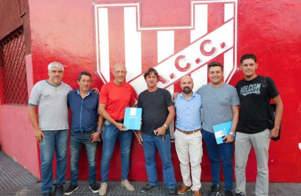 Instituto abre sus puertas a las escuelas deportivas sociales