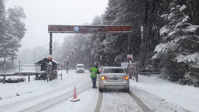 Cancelaron vuelos a la Patagonia por la fuerte tormenta de nieve en la zona
