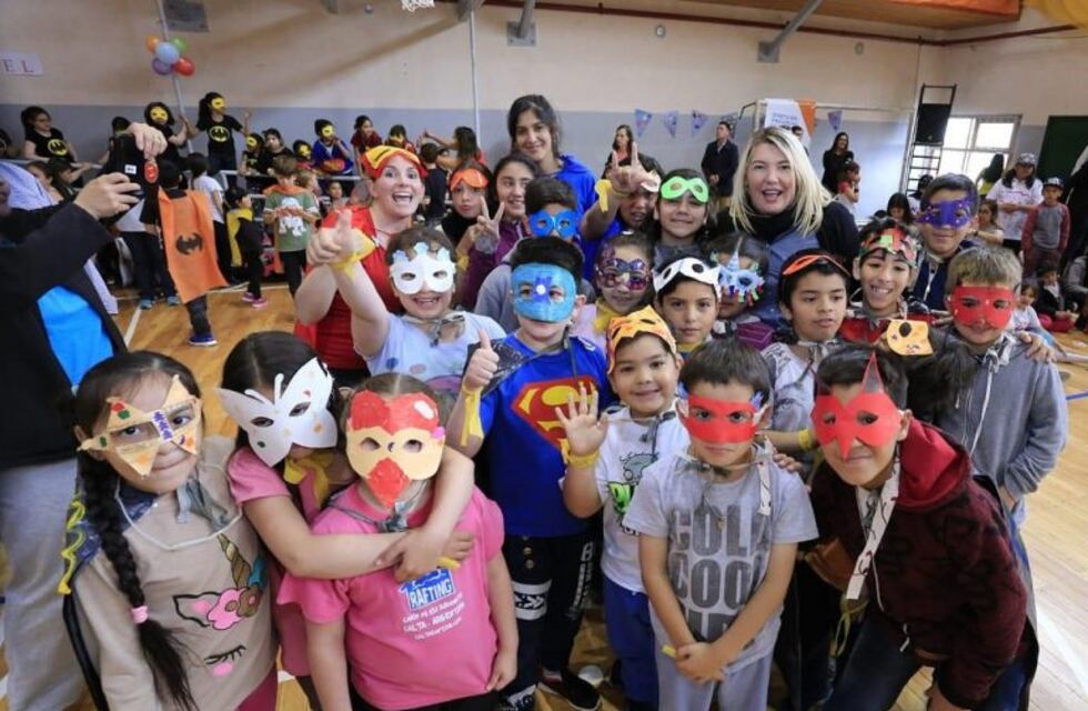 La gobernadora participó del cierre de la Colonia de Verano 2019