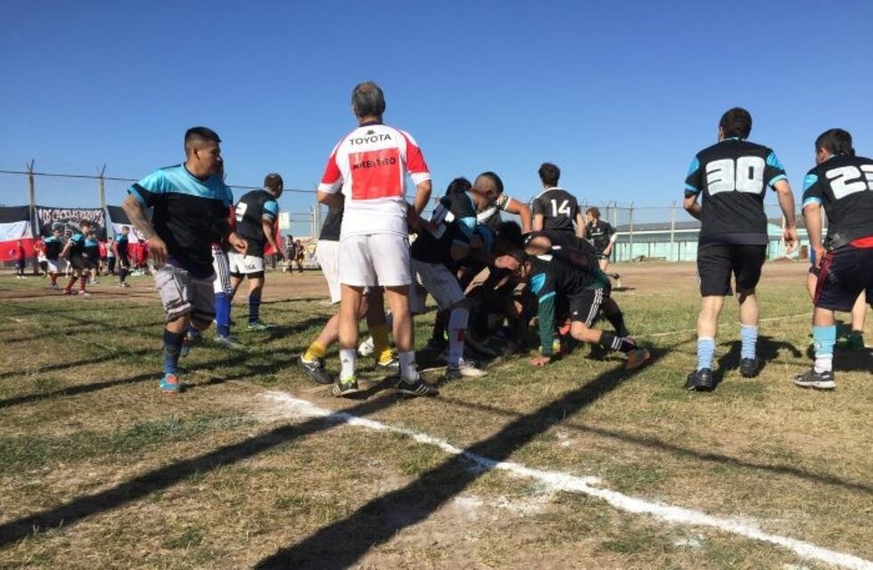 El equipo de rugbiers de la cárcel jugó un amistoso con importantes clubes