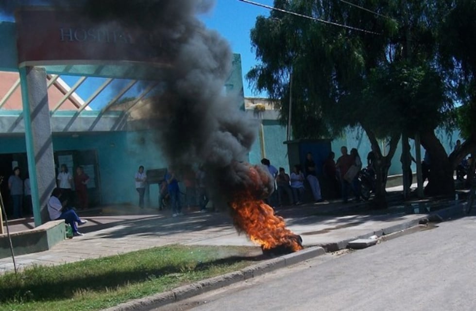 Chepes: Trabajadores del hospital se declararon en estado de alerta y movilización
