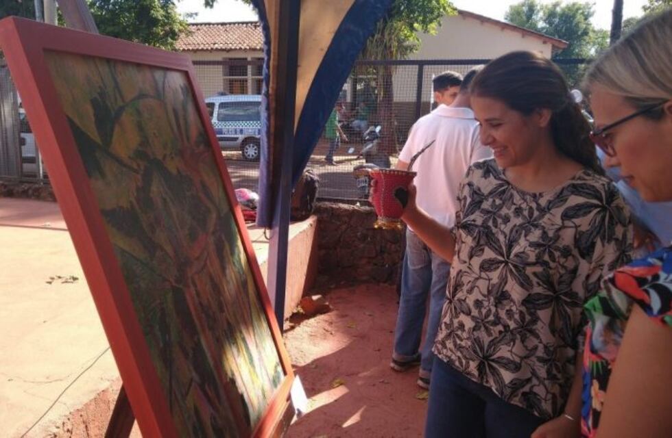 Artistas salteños exponen sus obras en la Municipalidad