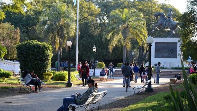 Será un día agradable, para disfrutar en la Plaza 25 de Mayo de Rafaela (Municipalidad de Rafaela)