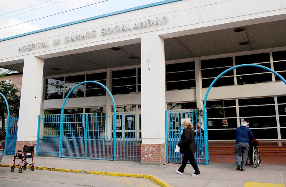 Atacaron a una mujer y la abandonaron en un hospital: murió horas después
