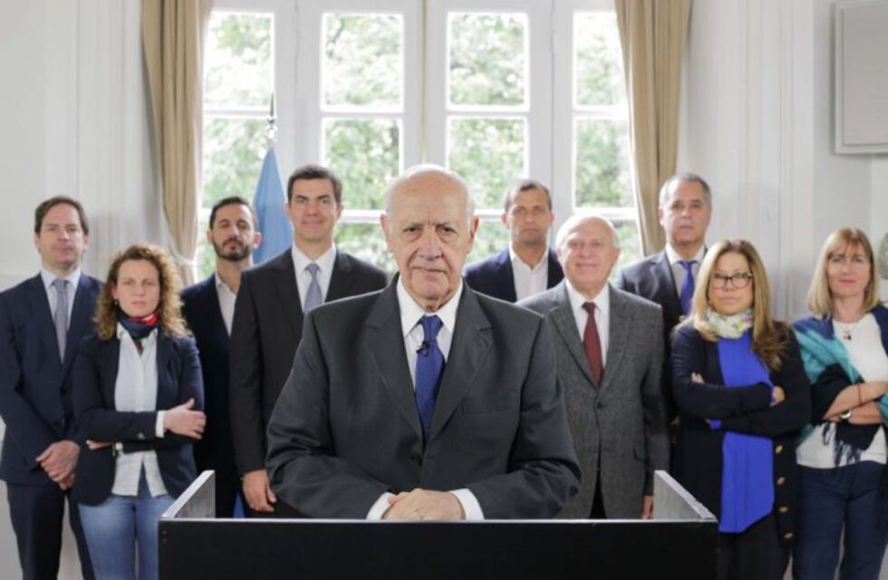 Roberto Lavagna pidió que se declare la emergencia alimentaria y propuso suspender la campaña