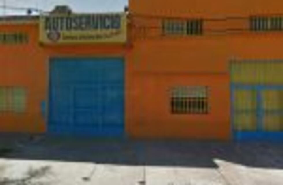 Mafia china: arrojaron una granada de gas lacrimógeno en un súper