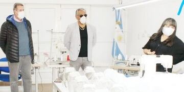 Otorgan bono de 12 mil pesos para trabajadores de la comuna de Cañadón Seco