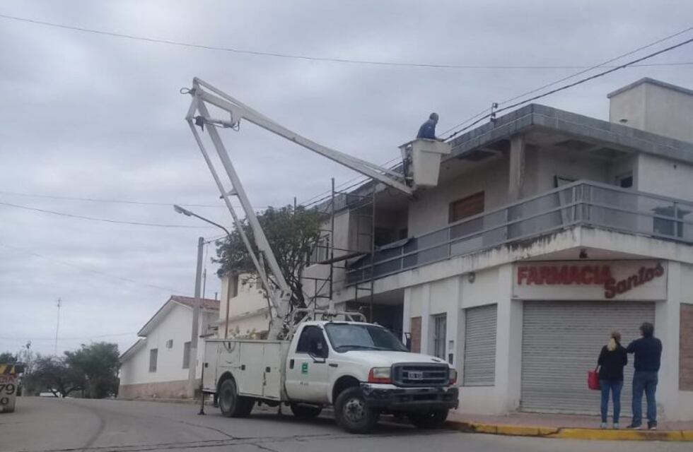 Alta Gracia: Cables de media tensión electrificaron las paredes de una vivienda
