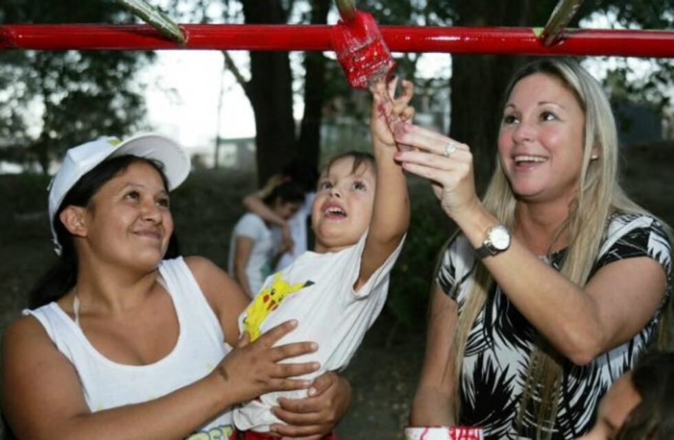 Una canchita para los chicos de Villa Los Pasteleros
