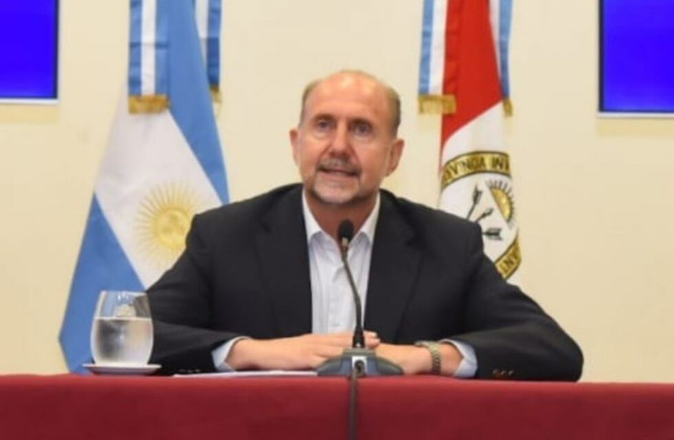 Perotti negocia con Google impulsar plataforma educativa si es que se prolonga la suspensión de clases