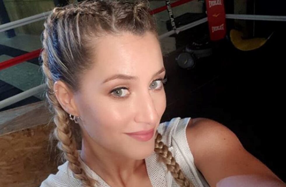 Mica Viciconte dio las "buenas noches" con una foto que subió la temperatura