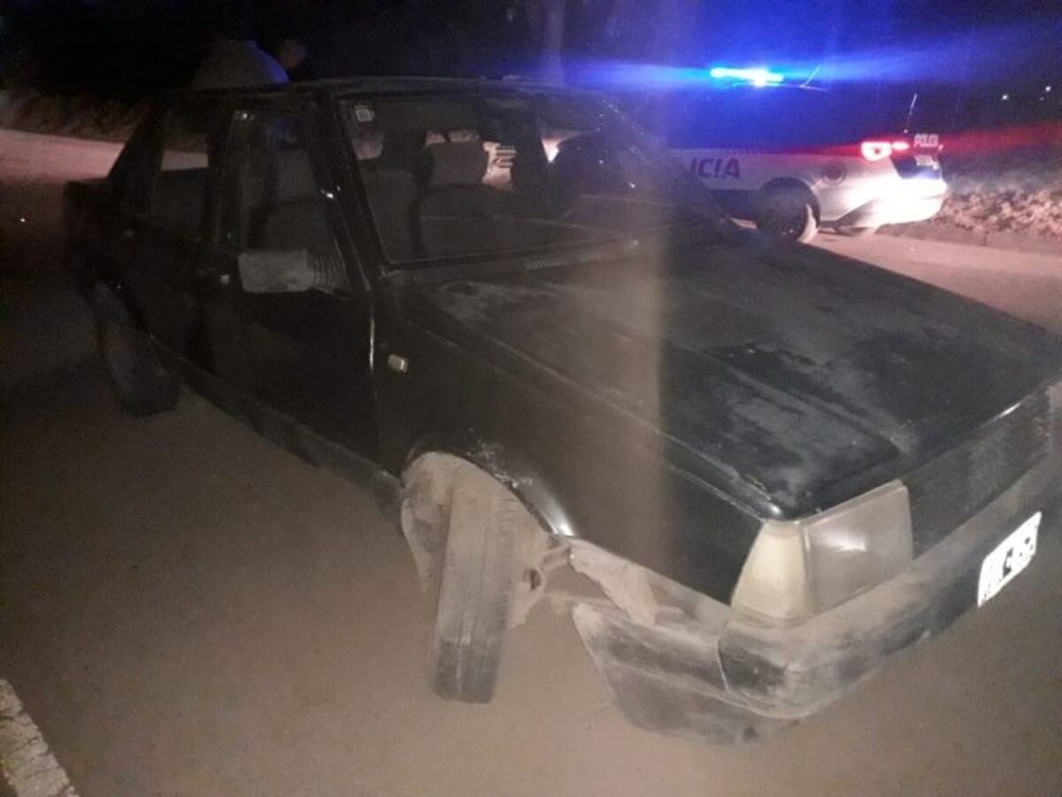 Fiat Regatta en Colonia Caroya (Policía)