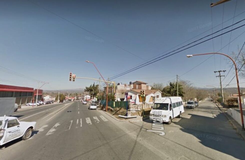 Carlos Paz: robó un celular y fue reducido por vecinos