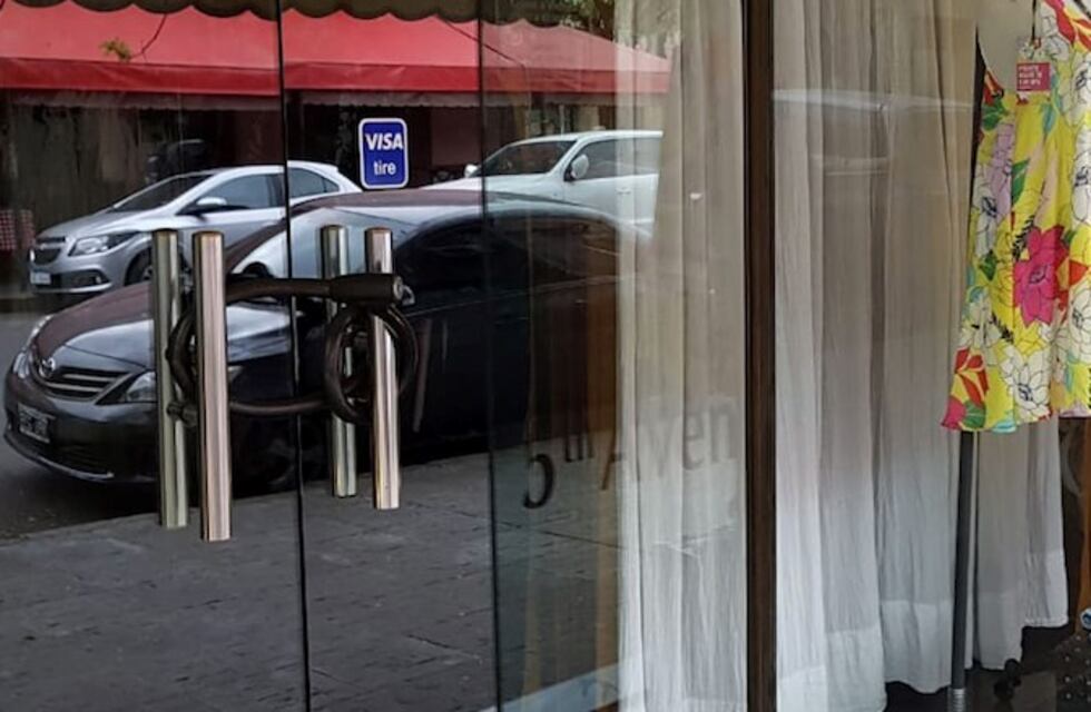 Los comercios festejan su día y mañana no adhieren al paro