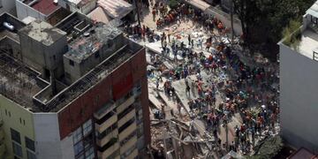 Operativo de rescate tras el terrible terremoto de 7\u002E1 en la escala de Richter, que sacudió el centro de México\u002E  (EFE)